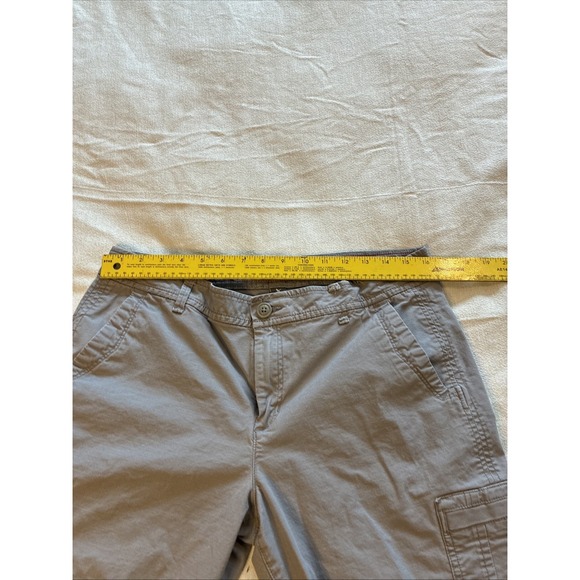 Eddie Bauer Women's Pants 12 Gray Capri Cargo Gorpcore Hiking Grunge Mid-rise - Picture 2 of 16